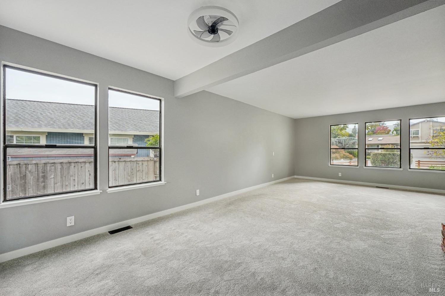 Detail Gallery Image 17 of 40 For 25 Leslie Ct, Novato,  CA 94947 - 3 Beds | 2 Baths