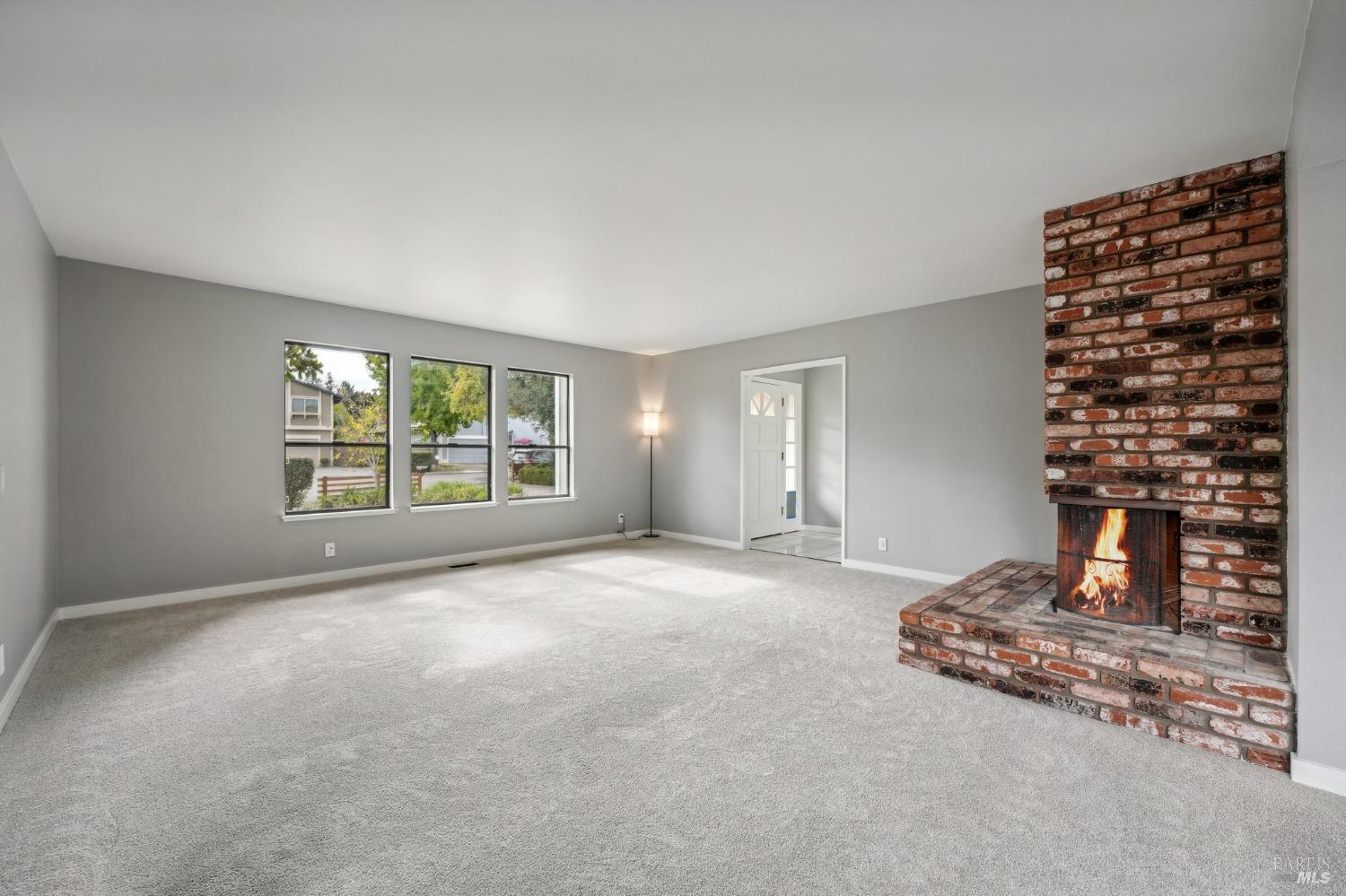 Detail Gallery Image 7 of 40 For 25 Leslie Ct, Novato,  CA 94947 - 3 Beds | 2 Baths