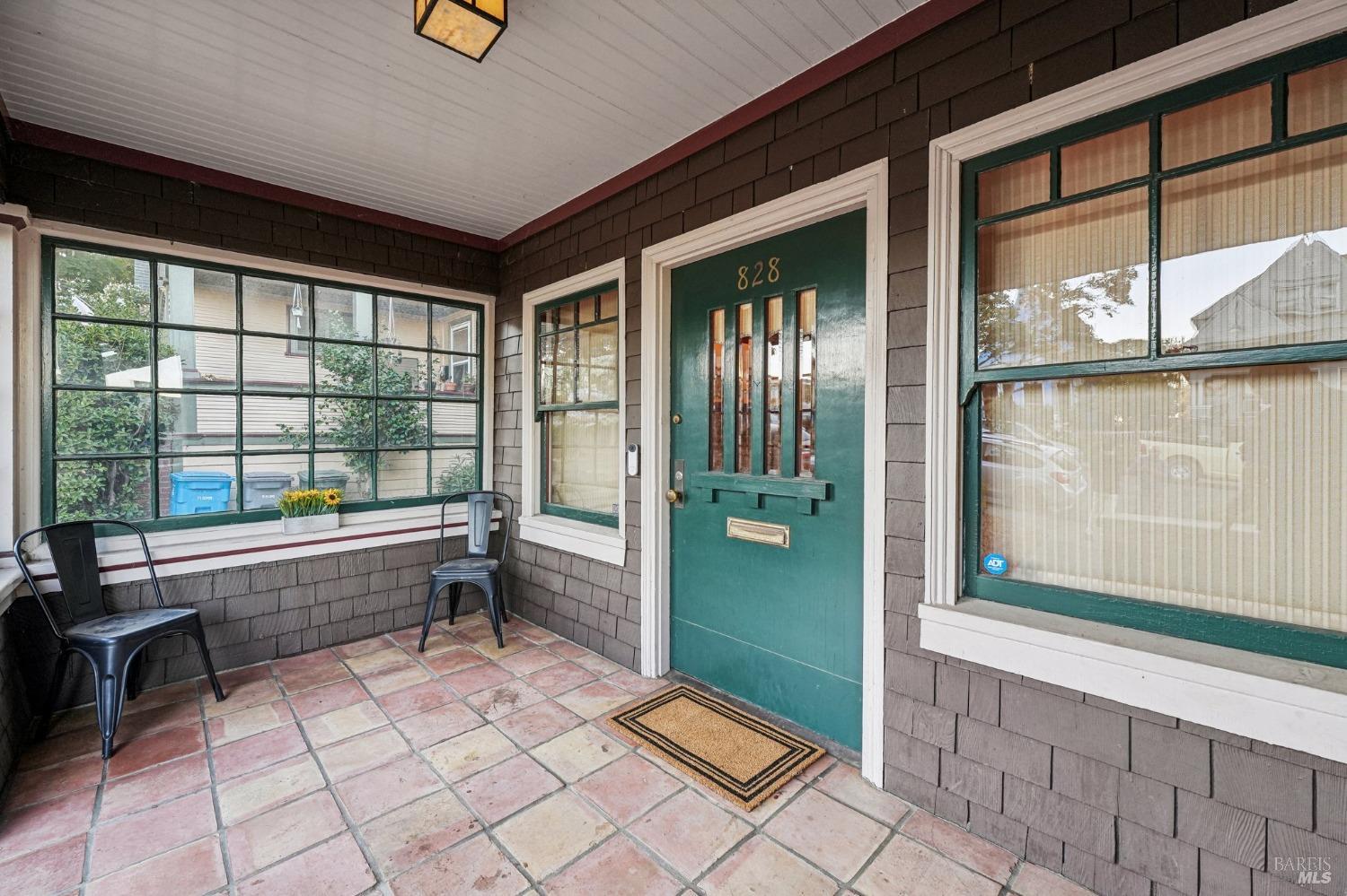 Detail Gallery Image 3 of 20 For 828 Capitol St, Vallejo,  CA 94590 - 3 Beds | 2 Baths