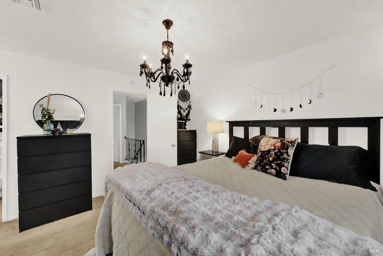 Detail Gallery Image 32 of 61 For 490 Edgewood Dr #22,  Vacaville,  CA 95688 - 2 Beds | 1/1 Baths