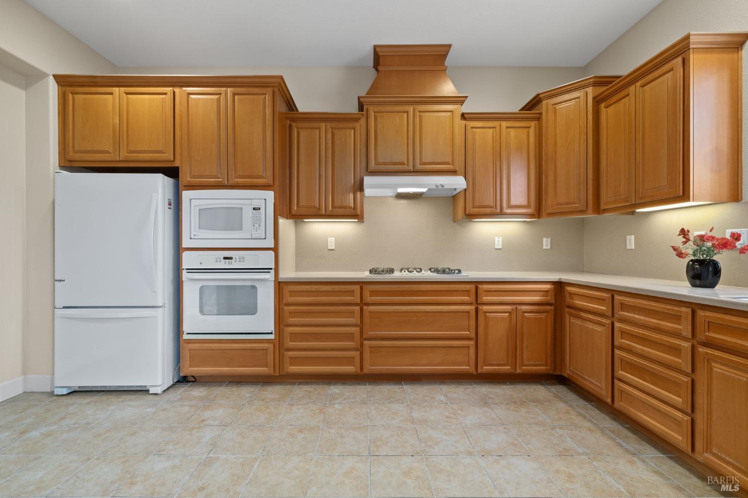 Detail Gallery Image 25 of 62 For 9221 Oak Trail Cir, Santa Rosa,  CA 95409 - 2 Beds | 2 Baths