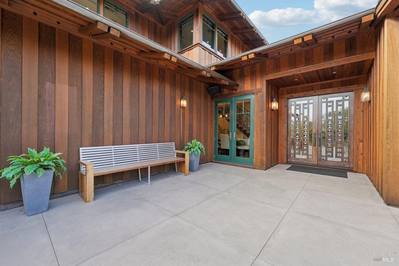 Detail Gallery Image 8 of 81 For 231 Poppy Hill Dr, Healdsburg,  CA 95448 - 5 Beds | 4/1 Baths