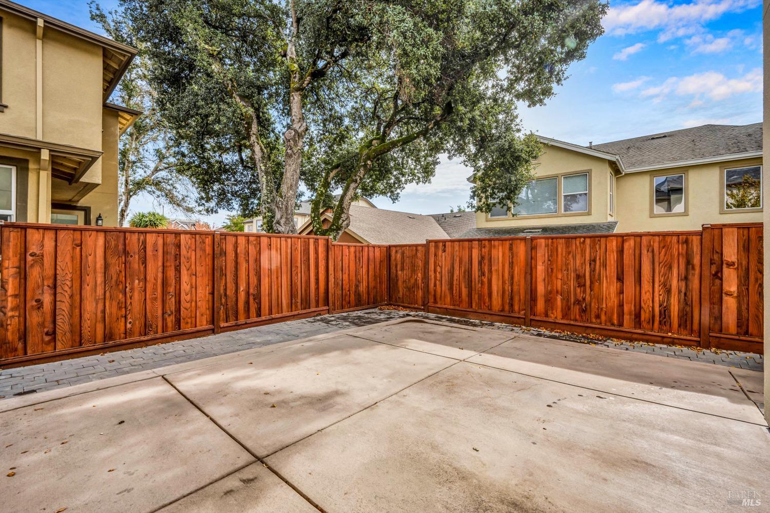 Detail Gallery Image 24 of 27 For 2512 Red Willow Dr, Santa Rosa,  CA 95403 - 3 Beds | 2/1 Baths