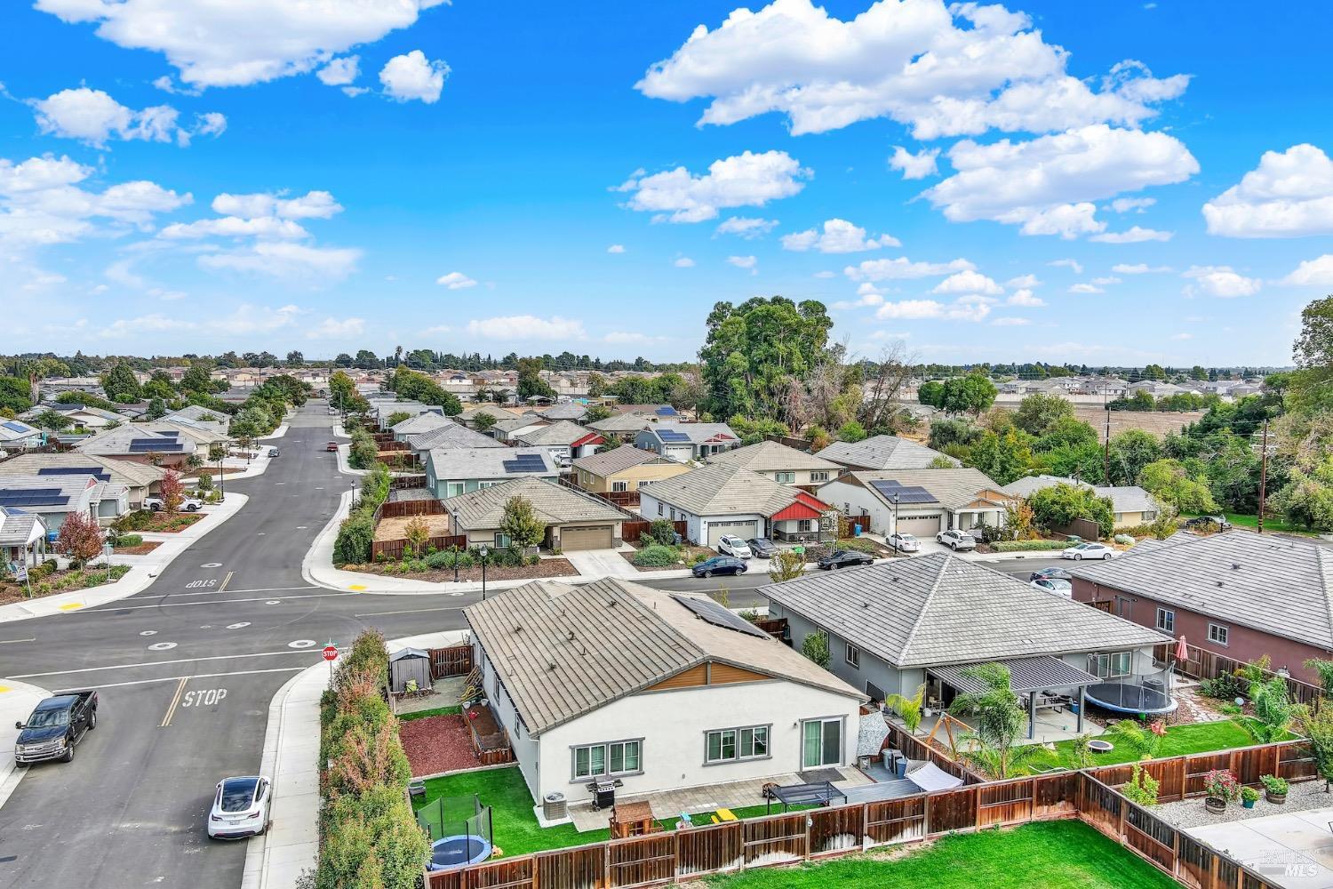 Detail Gallery Image 71 of 97 For 670 S Lincoln St, Dixon,  CA 95620 - 5 Beds | 2 Baths