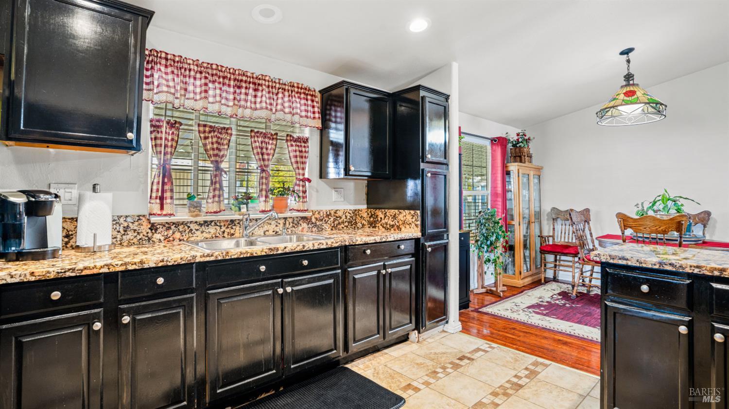 Detail Gallery Image 11 of 26 For 94 Lugo Dr, Fairfield,  CA 94533 - 3 Beds | 2 Baths