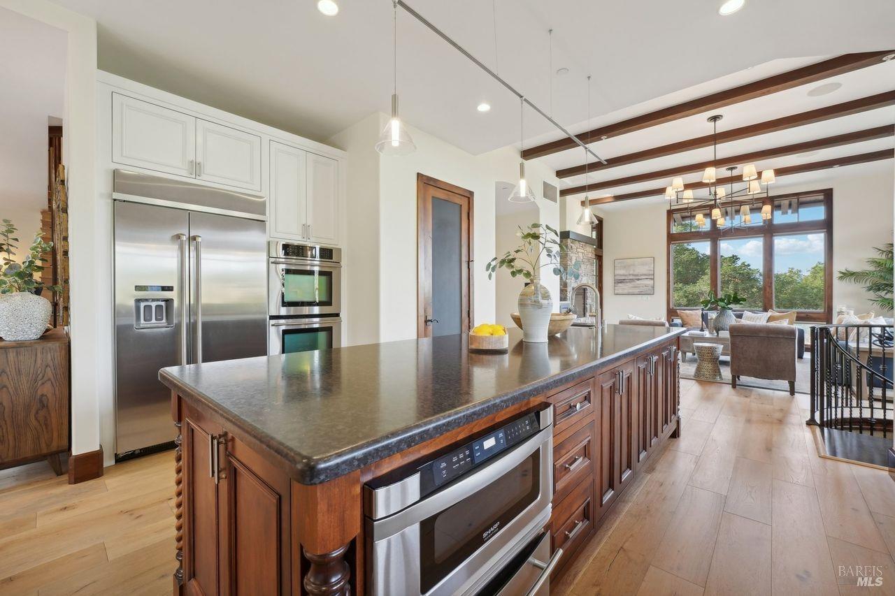 Detail Gallery Image 22 of 81 For 231 Poppy Hill Dr, Healdsburg,  CA 95448 - 5 Beds | 4/1 Baths