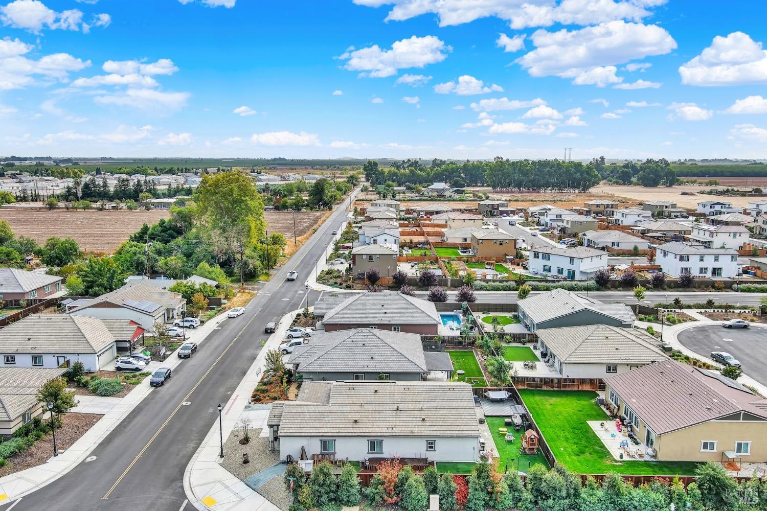 Detail Gallery Image 69 of 97 For 670 S Lincoln St, Dixon,  CA 95620 - 5 Beds | 2 Baths