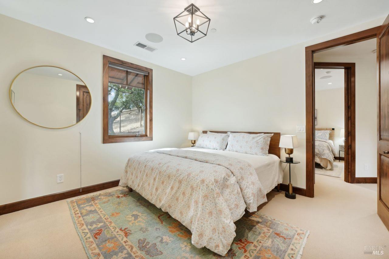 Detail Gallery Image 53 of 81 For 231 Poppy Hill Dr, Healdsburg,  CA 95448 - 5 Beds | 4/1 Baths