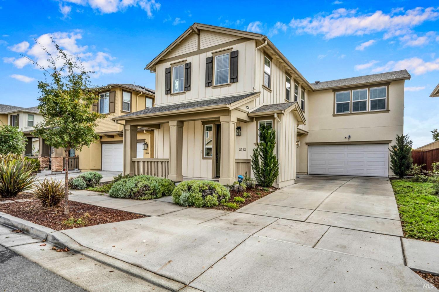 Detail Gallery Image 1 of 27 For 2512 Red Willow Dr, Santa Rosa,  CA 95403 - 3 Beds | 2/1 Baths