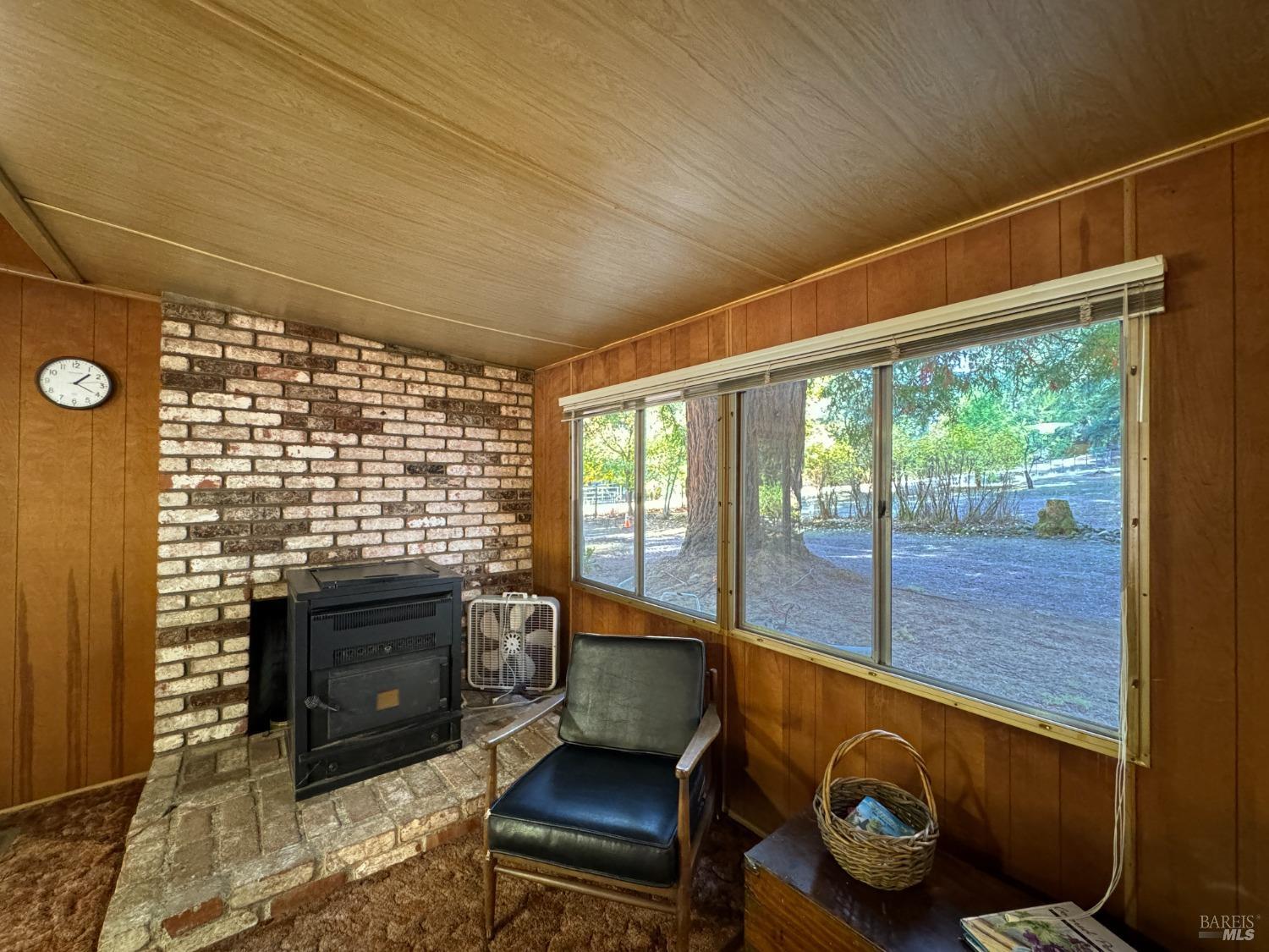 Detail Gallery Image 12 of 54 For 2381 Hilltop Dr, Willits,  CA 95490 - 3 Beds | 2 Baths