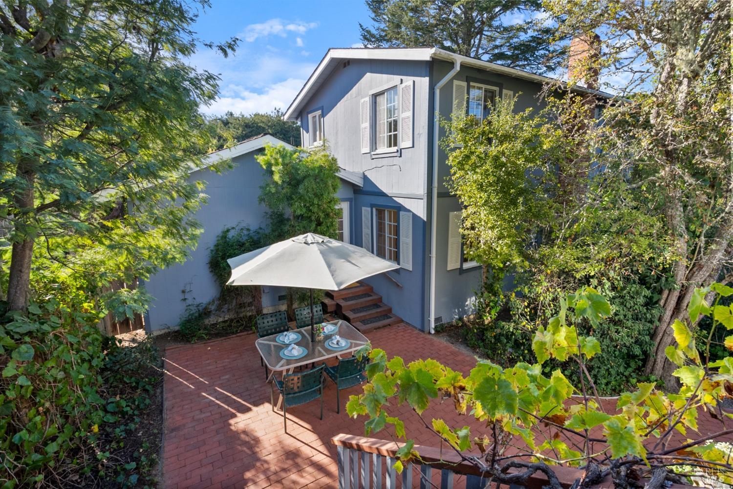 Detail Gallery Image 23 of 47 For 33 Helens Ln, Mill Valley,  CA 94941 - 3 Beds | 2 Baths