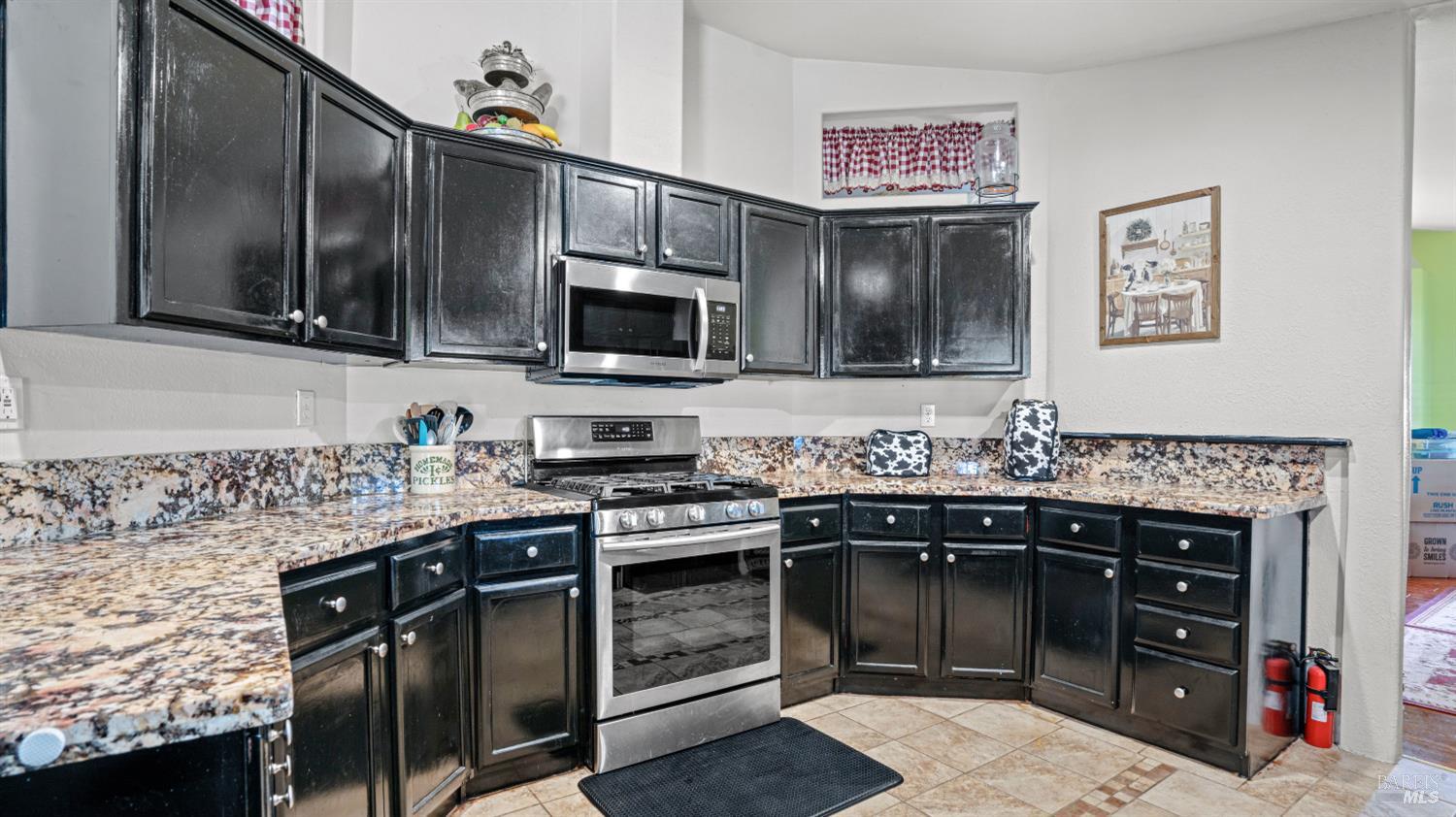 Detail Gallery Image 9 of 26 For 94 Lugo Dr, Fairfield,  CA 94533 - 3 Beds | 2 Baths