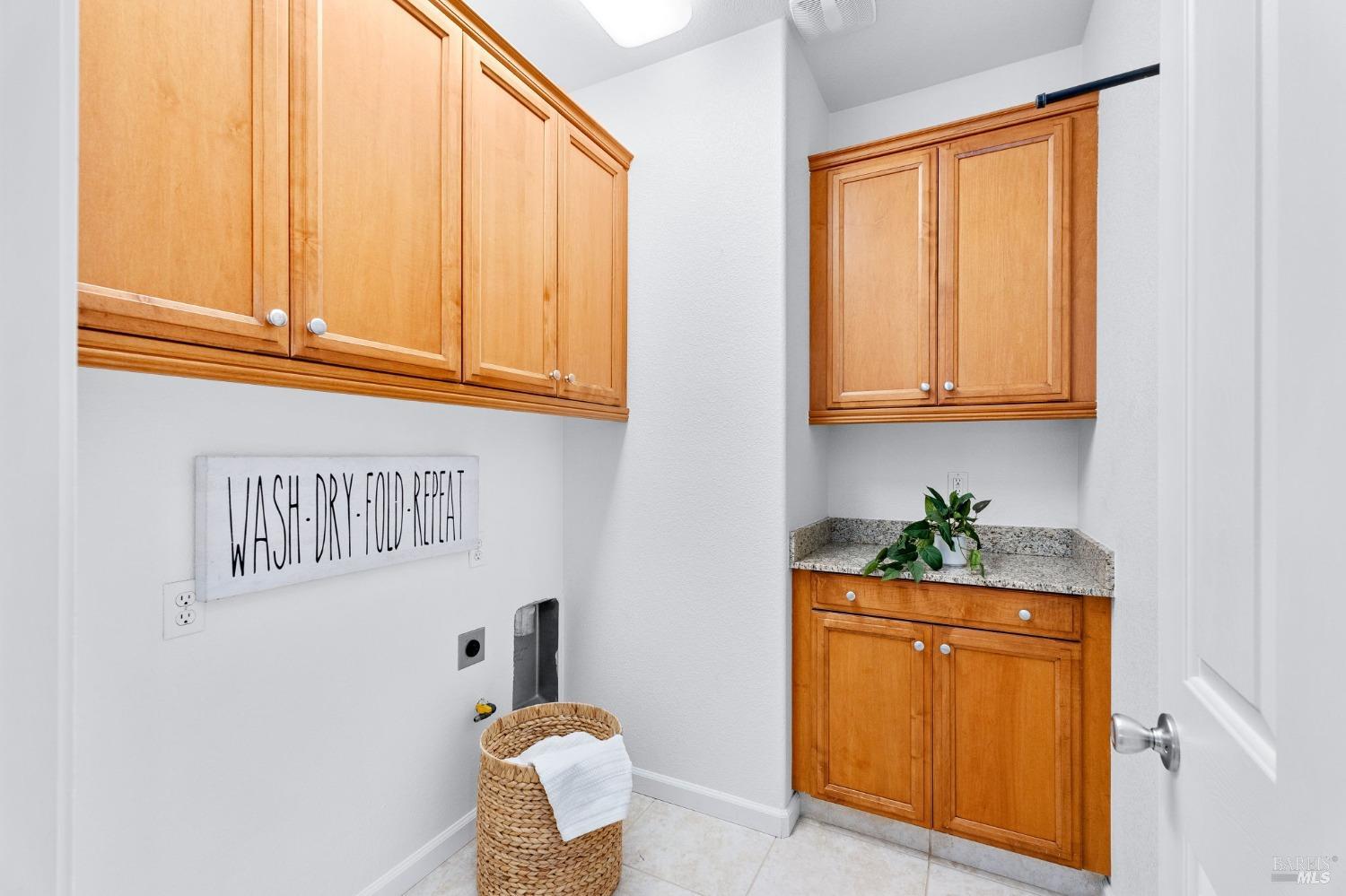 Detail Gallery Image 41 of 63 For 340 Sundance Ave, Vallejo,  CA 94592 - 3 Beds | 2/1 Baths