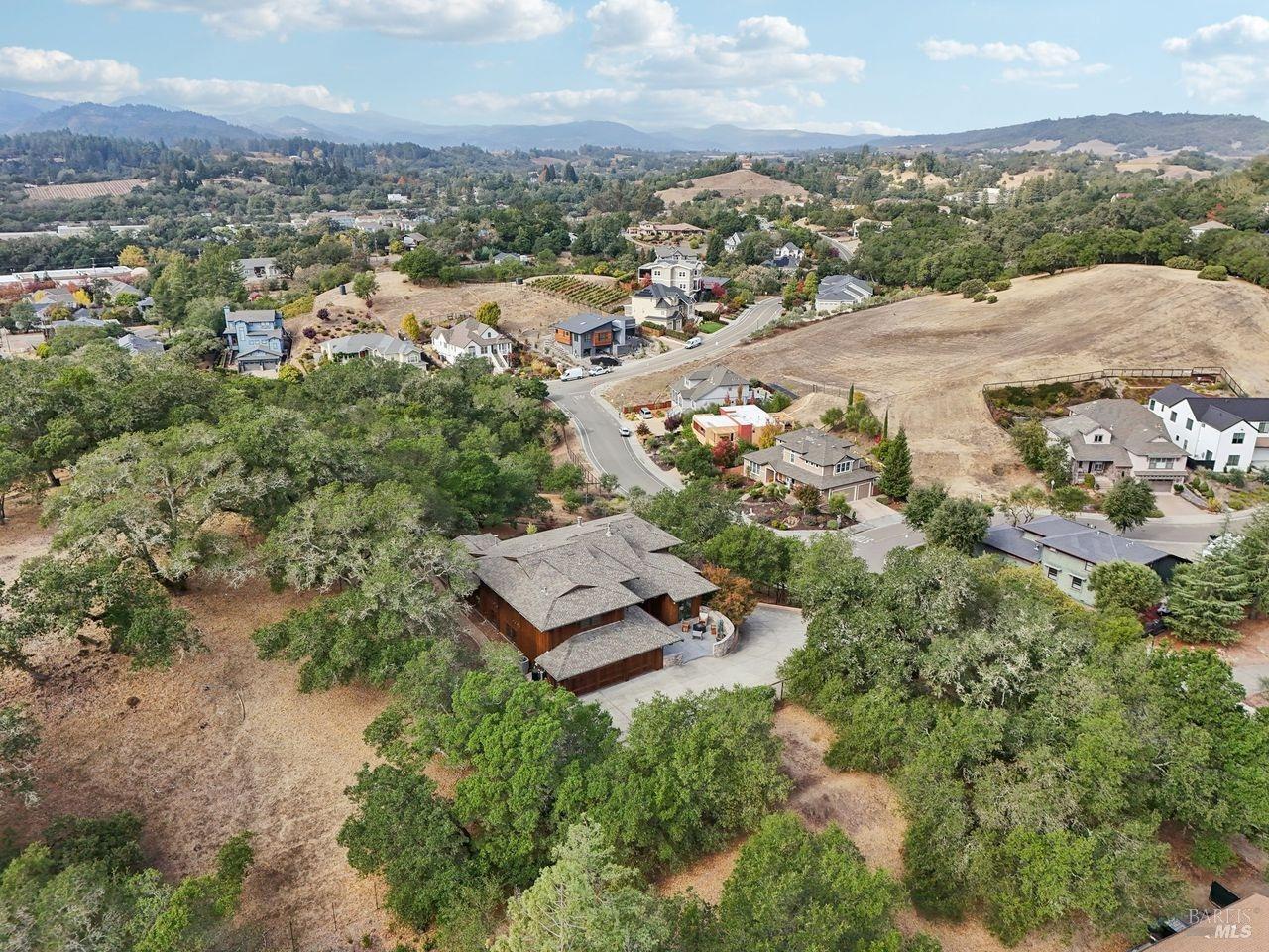 Detail Gallery Image 75 of 81 For 231 Poppy Hill Dr, Healdsburg,  CA 95448 - 5 Beds | 4/1 Baths