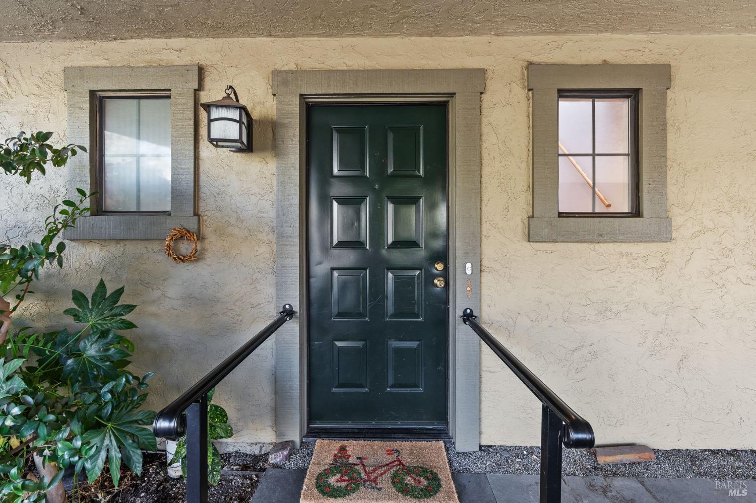 Detail Gallery Image 3 of 57 For 830 2nd St, Sonoma,  CA 95476 - 3 Beds | 2/1 Baths