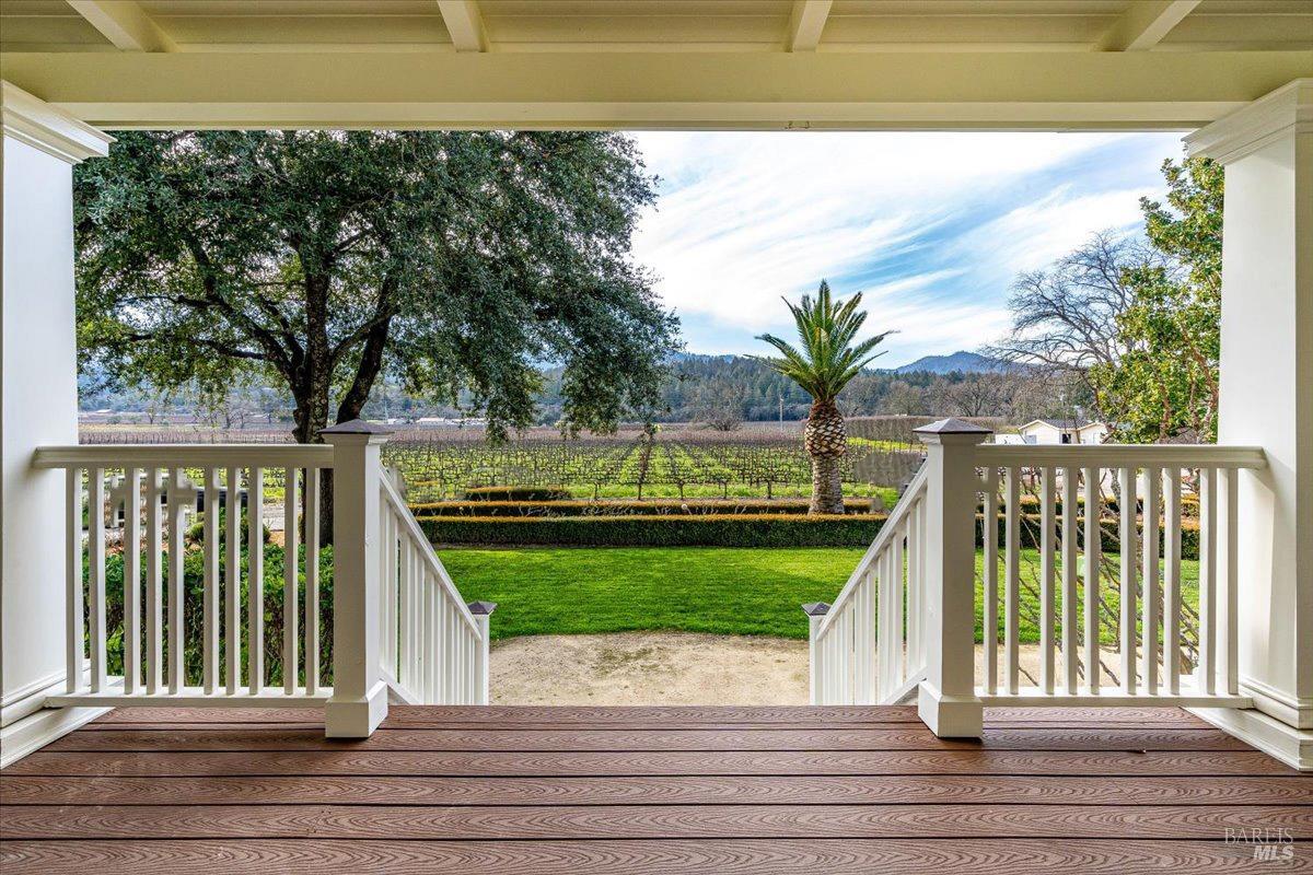 Detail Gallery Image 17 of 24 For 1010 Big Tree Rd, Saint Helena,  CA 94574 - 6 Beds | 5/1 Baths