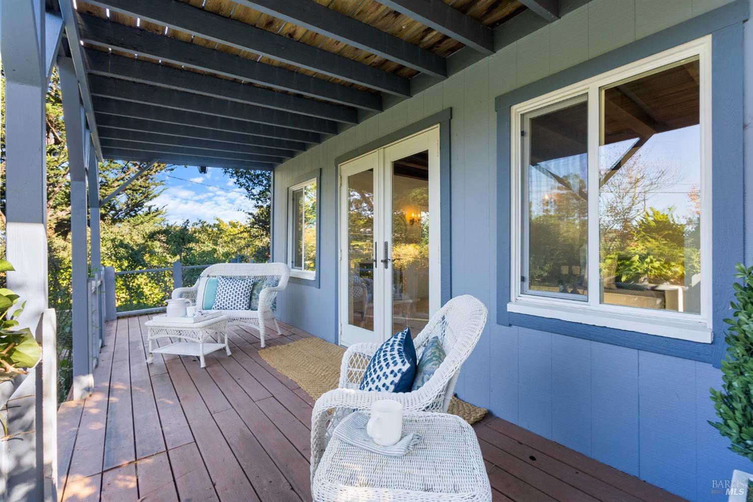 Detail Gallery Image 19 of 47 For 33 Helens Ln, Mill Valley,  CA 94941 - 3 Beds | 2 Baths