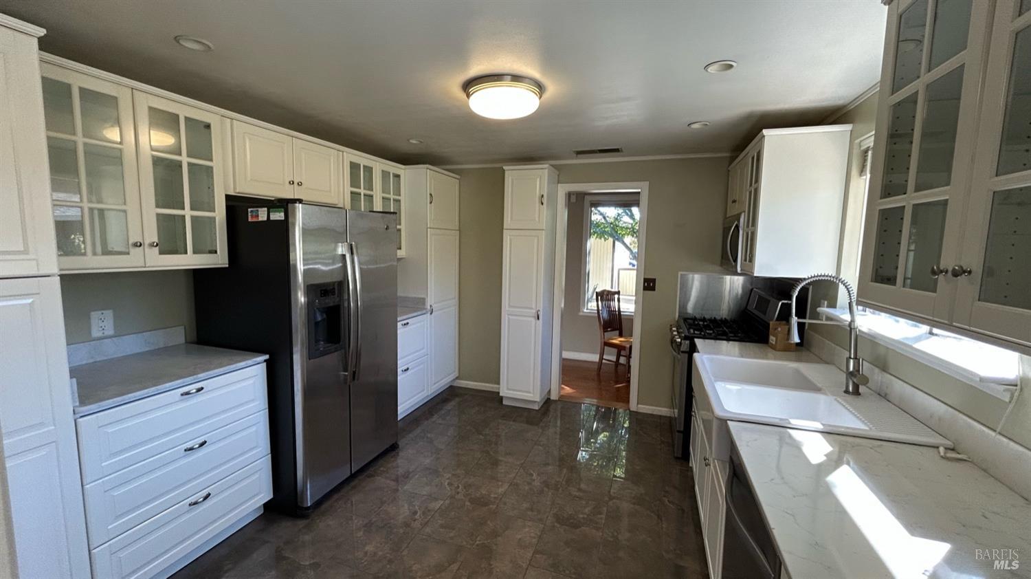 Detail Gallery Image 11 of 29 For 225 Mountain Vista Ln, Santa Rosa,  CA 95409 - 2 Beds | 1 Baths