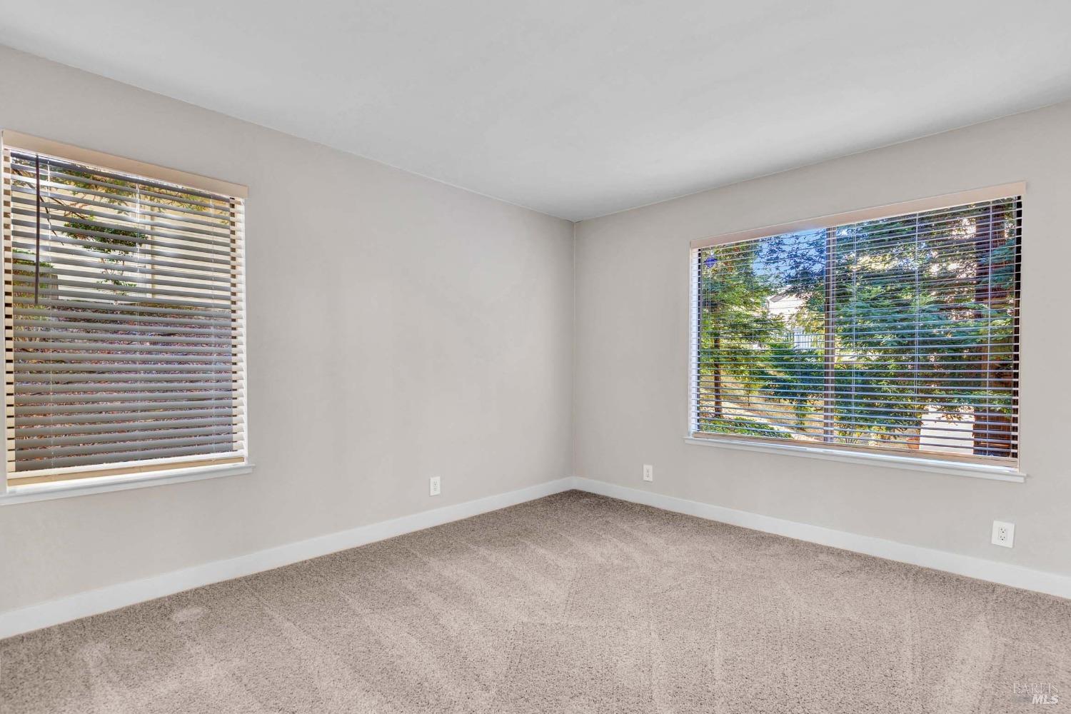 Detail Gallery Image 17 of 47 For 201 Village Pl, Martinez,  CA 94553 - 2 Beds | 2 Baths