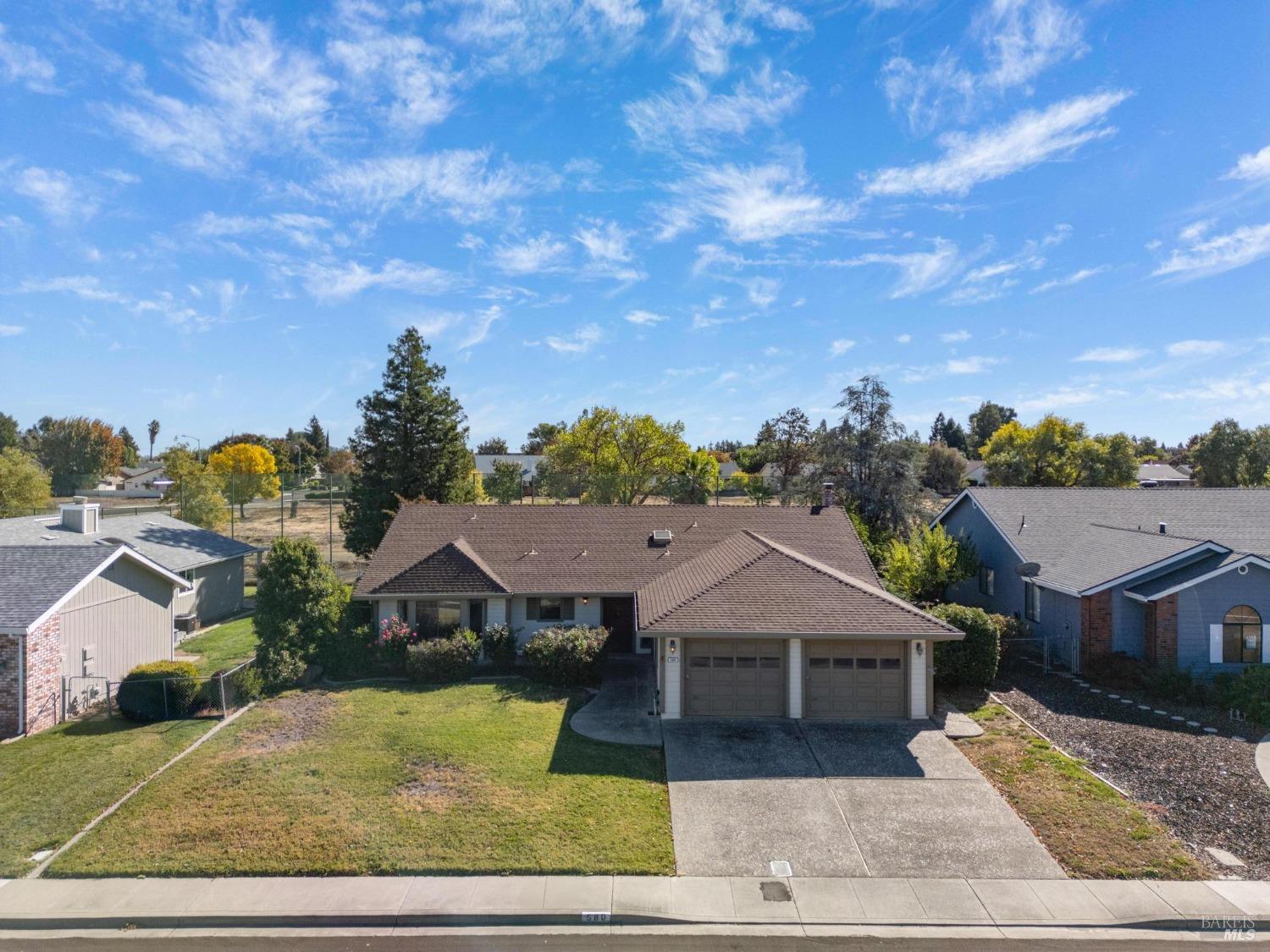 Detail Gallery Image 39 of 56 For 580 Yellowstone Dr, Vacaville,  CA 95687 - 2 Beds | 2 Baths