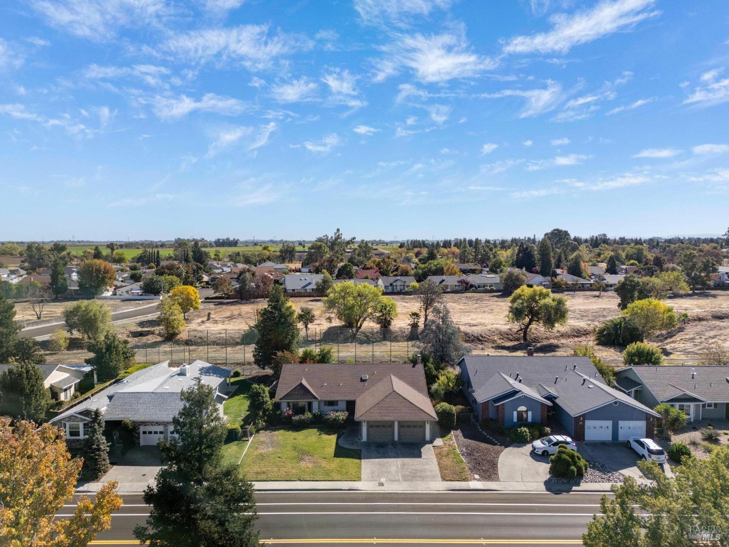 Detail Gallery Image 40 of 56 For 580 Yellowstone Dr, Vacaville,  CA 95687 - 2 Beds | 2 Baths