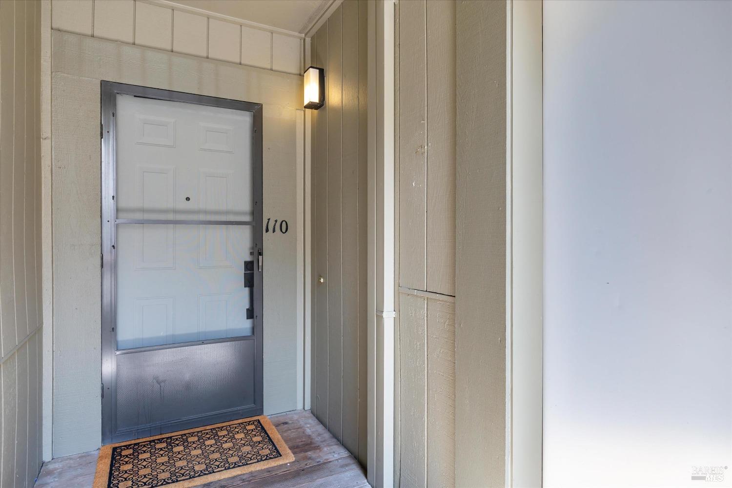 Detail Gallery Image 3 of 39 For 110 Redhawk Rd, Novato,  CA 94949 - 3 Beds | 2/1 Baths