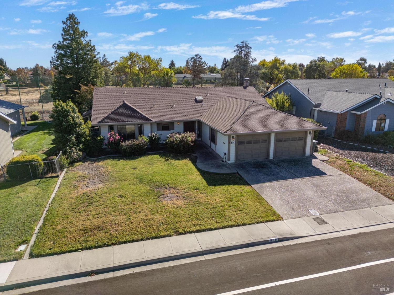 Detail Gallery Image 42 of 56 For 580 Yellowstone Dr, Vacaville,  CA 95687 - 2 Beds | 2 Baths