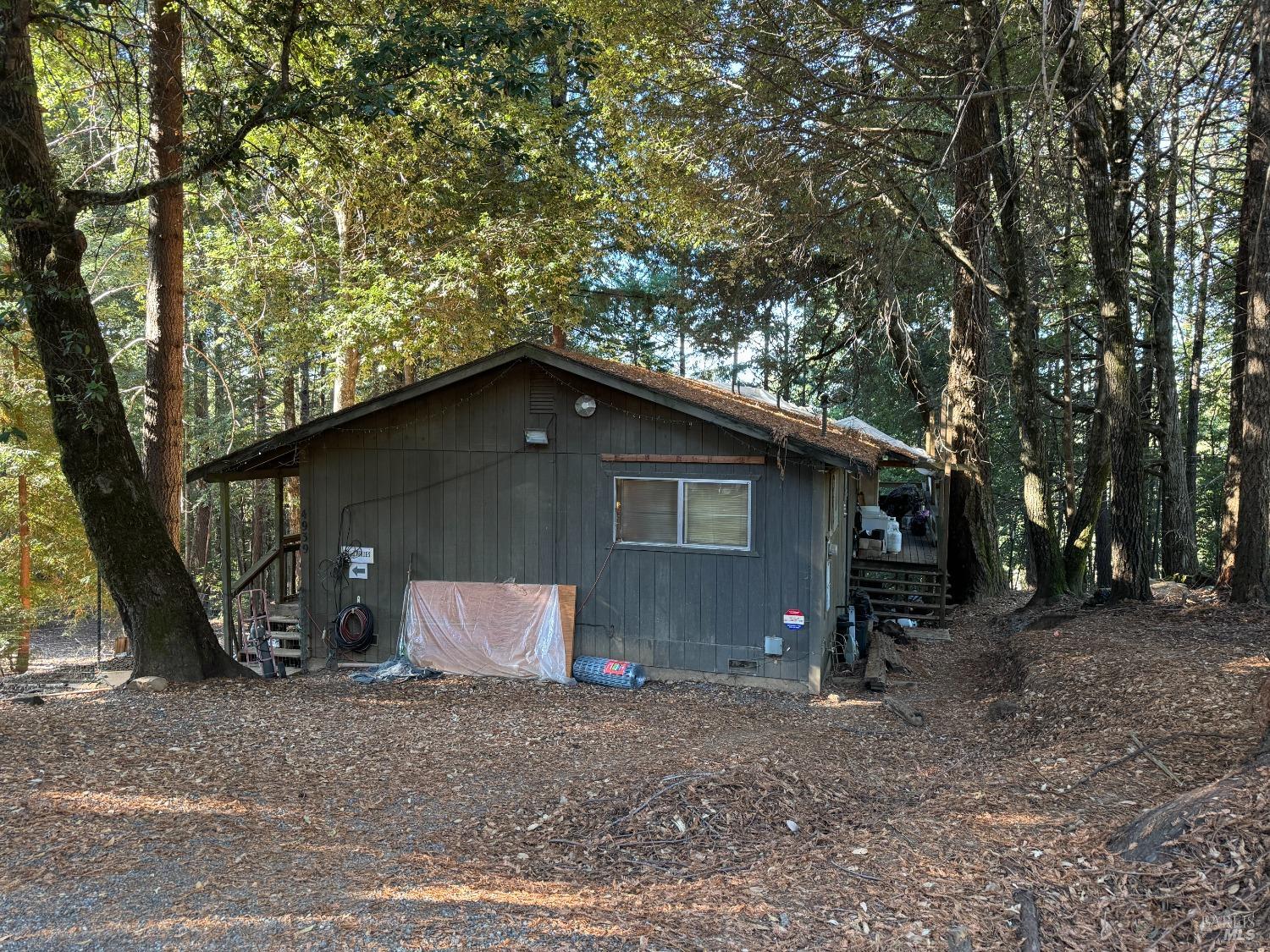 Detail Gallery Image 2 of 3 For 4901 Blue Lake Rd, Willits,  CA 95490 - 3 Beds | 2 Baths