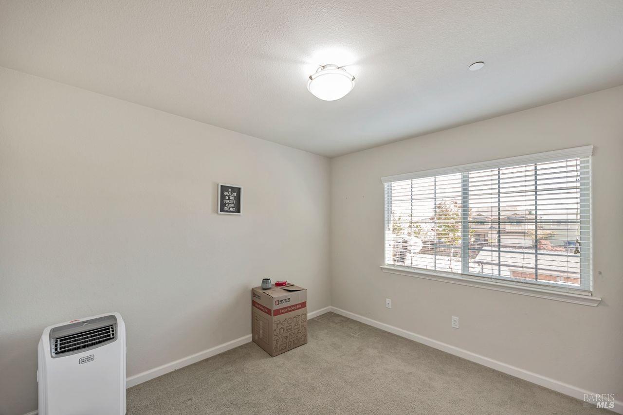 Detail Gallery Image 29 of 37 For 2425 San Miguel Ave, Santa Rosa,  CA 95403 - 3 Beds | 2/1 Baths