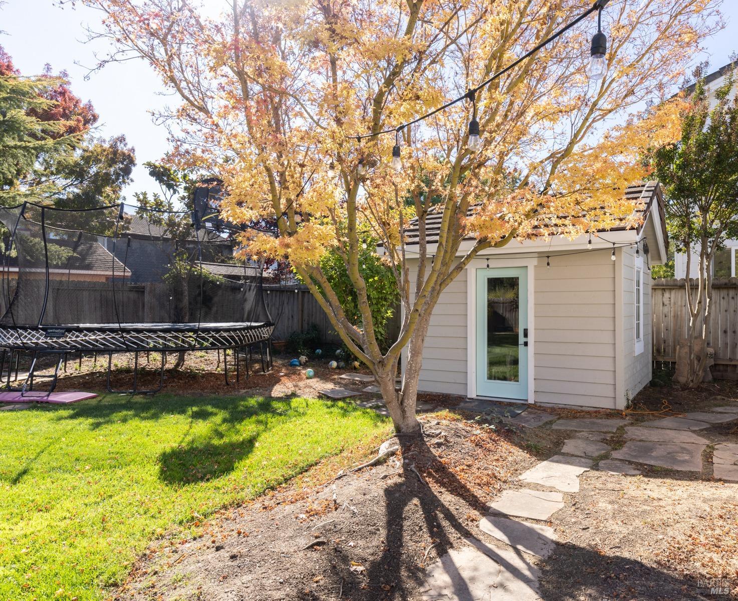 Detail Gallery Image 51 of 56 For 1636 Andover Way, Petaluma,  CA 94954 - 5 Beds | 3/1 Baths