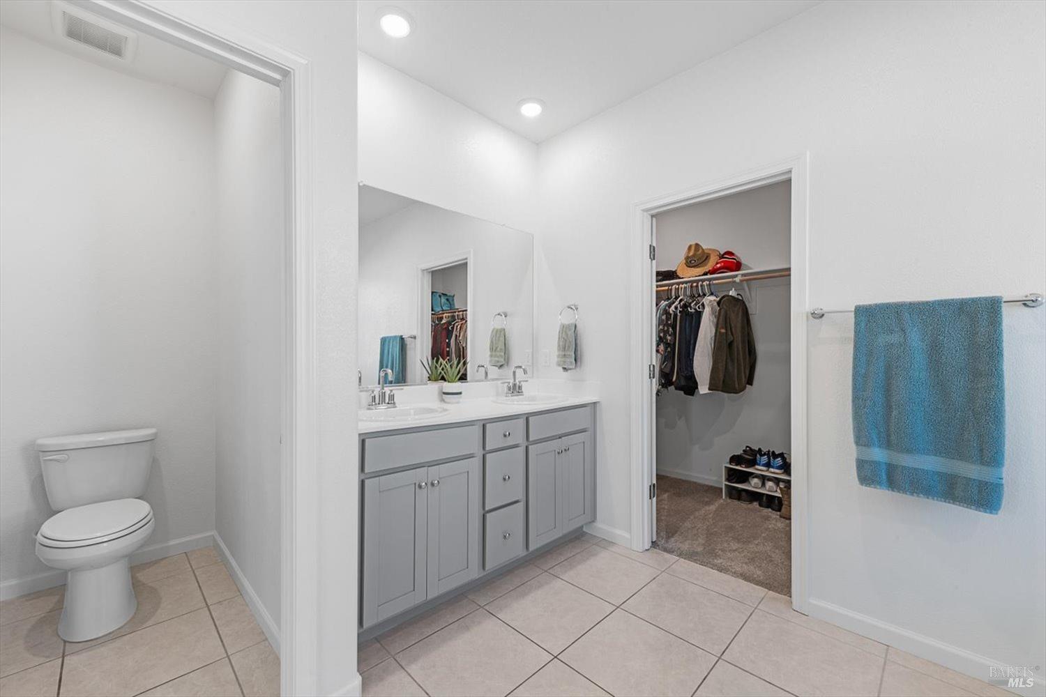 Detail Gallery Image 29 of 63 For 379 Hibiscus St, Vacaville,  CA 95687 - 4 Beds | 2/1 Baths