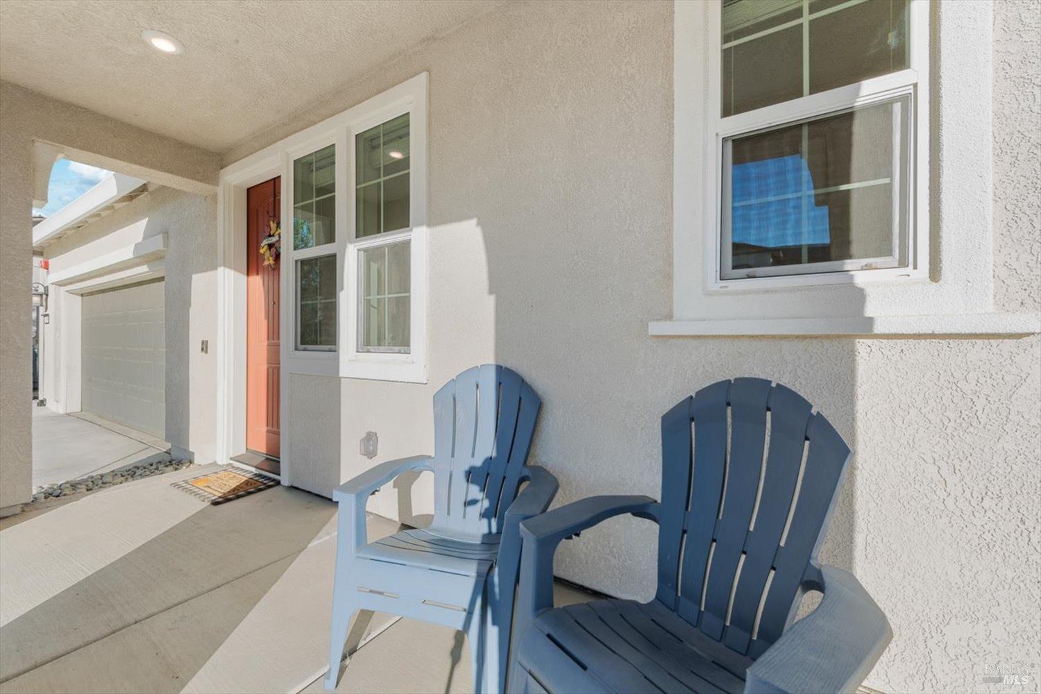 Detail Gallery Image 5 of 63 For 379 Hibiscus St, Vacaville,  CA 95687 - 4 Beds | 2/1 Baths