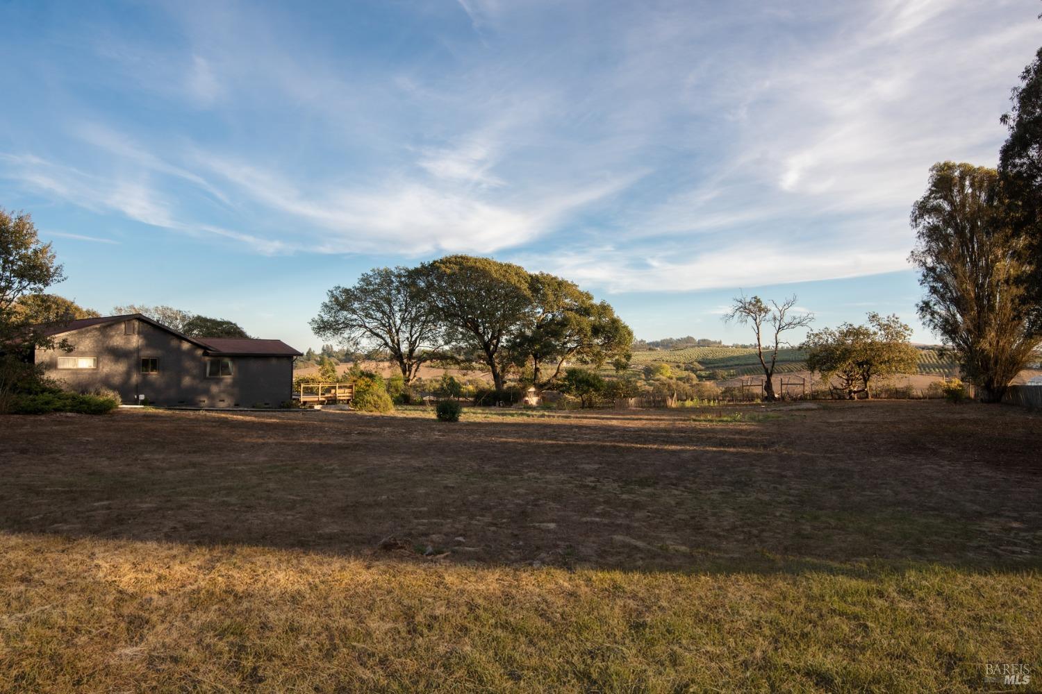 Detail Gallery Image 29 of 34 For 2265 Schaeffer Rd, Sebastopol,  CA 95472 - 3 Beds | 3/1 Baths