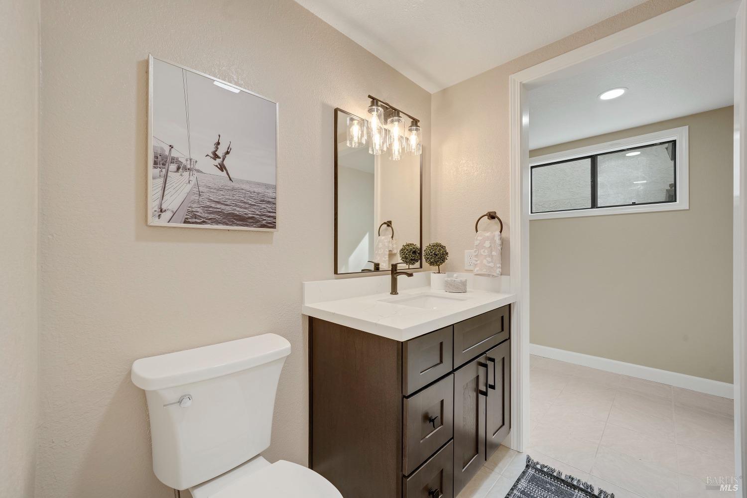 Detail Gallery Image 27 of 53 For 3273 Arroyo Dr, Fairfield,  CA 94533 - 4 Beds | 2/1 Baths