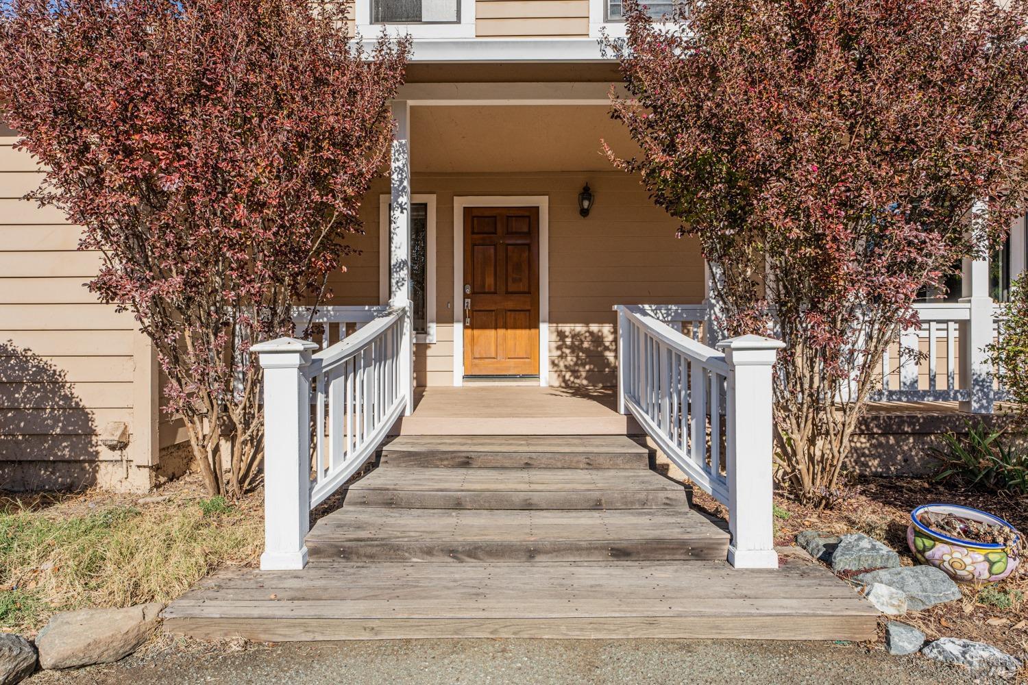 Detail Gallery Image 5 of 33 For 1487 Fawnwood Dr, Ukiah,  CA 95482 - 4 Beds | 3/1 Baths