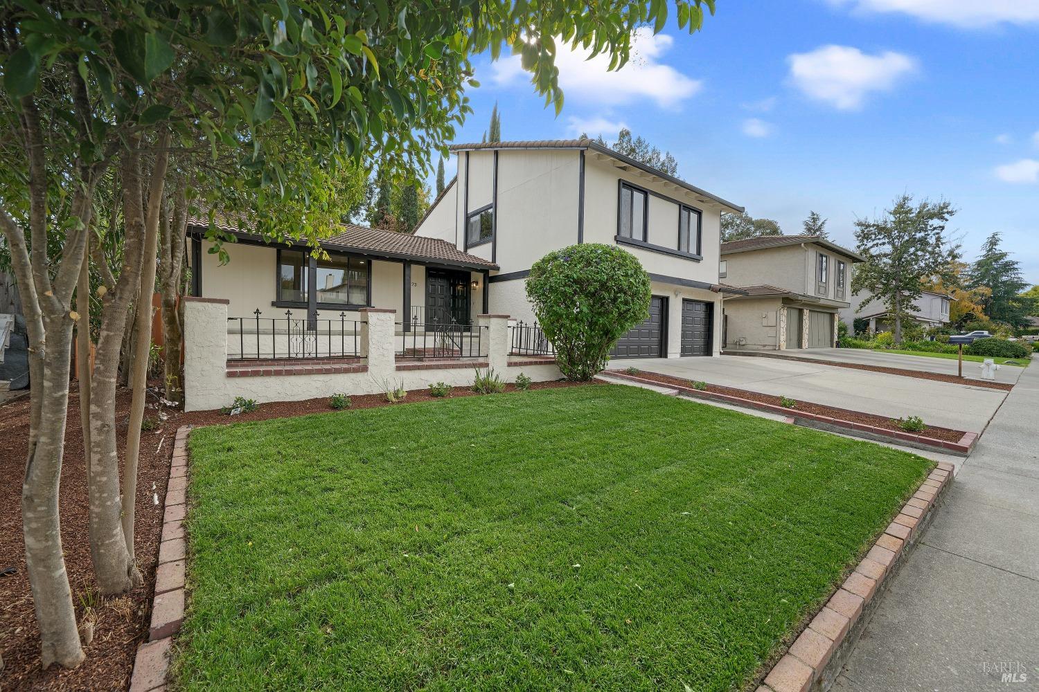 Detail Gallery Image 3 of 53 For 3273 Arroyo Dr, Fairfield,  CA 94533 - 4 Beds | 2/1 Baths