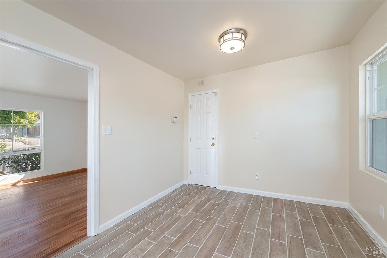 Detail Gallery Image 12 of 30 For 2619 Tara Hills Dr, San Pablo,  CA 94806 - 3 Beds | 1 Baths