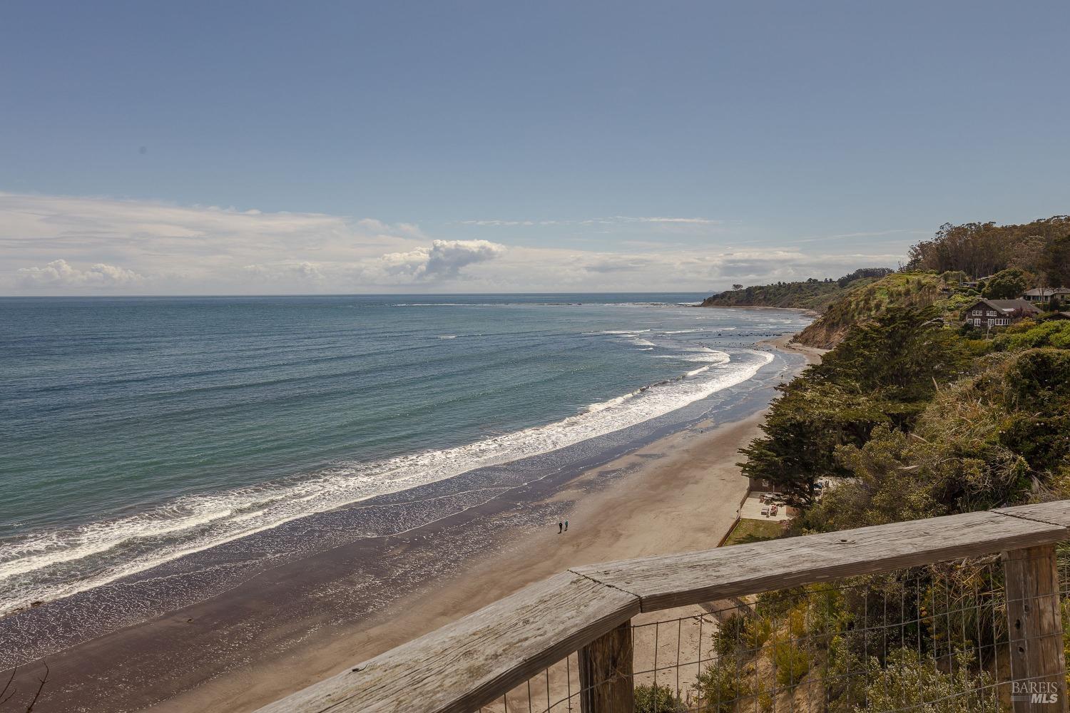 Detail Gallery Image 25 of 28 For 81 Crescente Ave, Bolinas,  CA 94924 - 2 Beds | 1 Baths