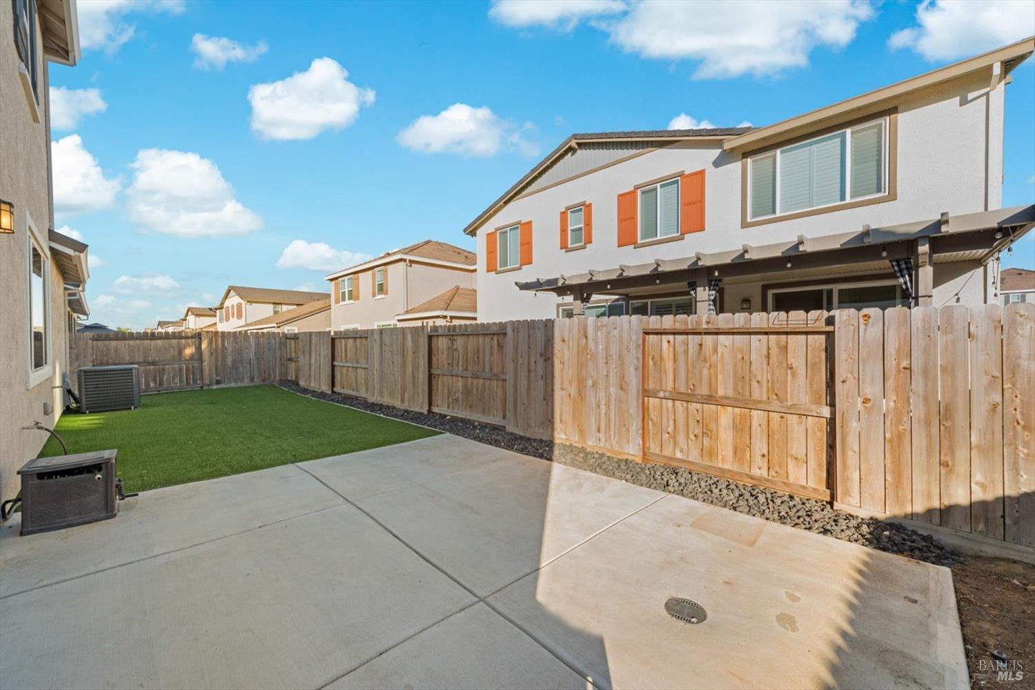 Detail Gallery Image 39 of 63 For 379 Hibiscus St, Vacaville,  CA 95687 - 4 Beds | 2/1 Baths