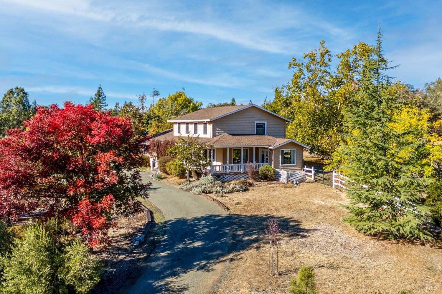 Detail Gallery Image 1 of 33 For 1487 Fawnwood Dr, Ukiah,  CA 95482 - 4 Beds | 3/1 Baths