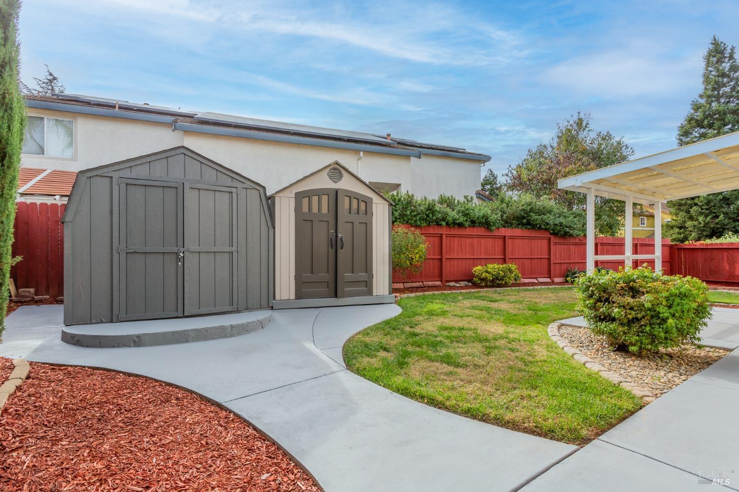 Detail Gallery Image 37 of 47 For 824 Cedarcrest Dr, Vacaville,  CA 95687 - 5 Beds | 3 Baths