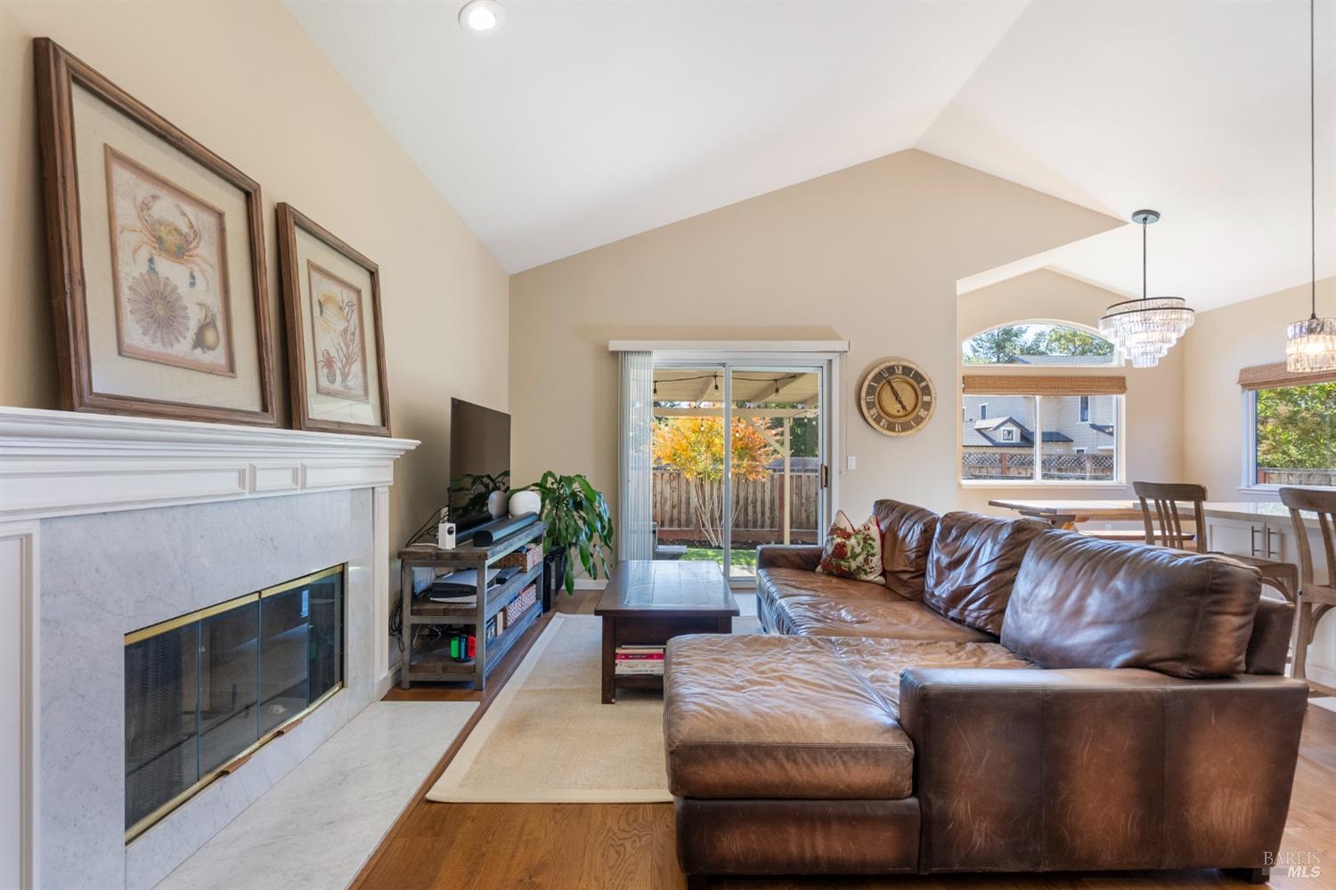 Detail Gallery Image 17 of 41 For 780 Berry Creek Pl, Santa Rosa,  CA 95409 - 3 Beds | 2 Baths