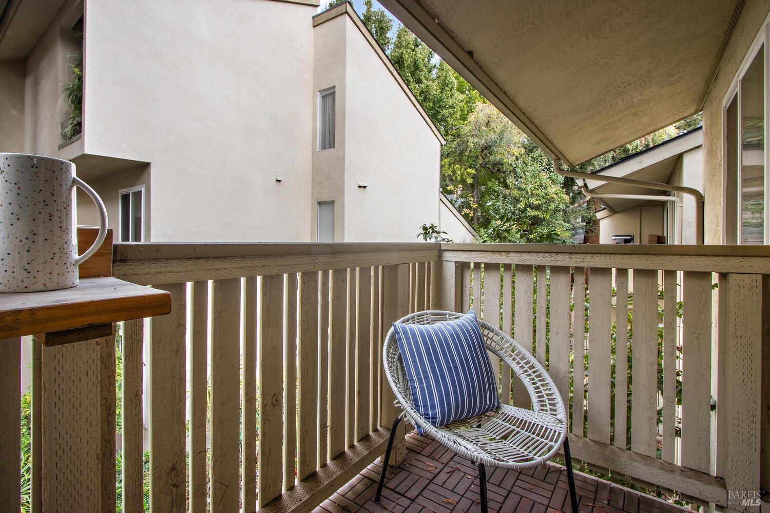 Detail Gallery Image 13 of 34 For 2704 Oak Rd #77,  Walnut Creek,  CA 94597 - 3 Beds | 2 Baths