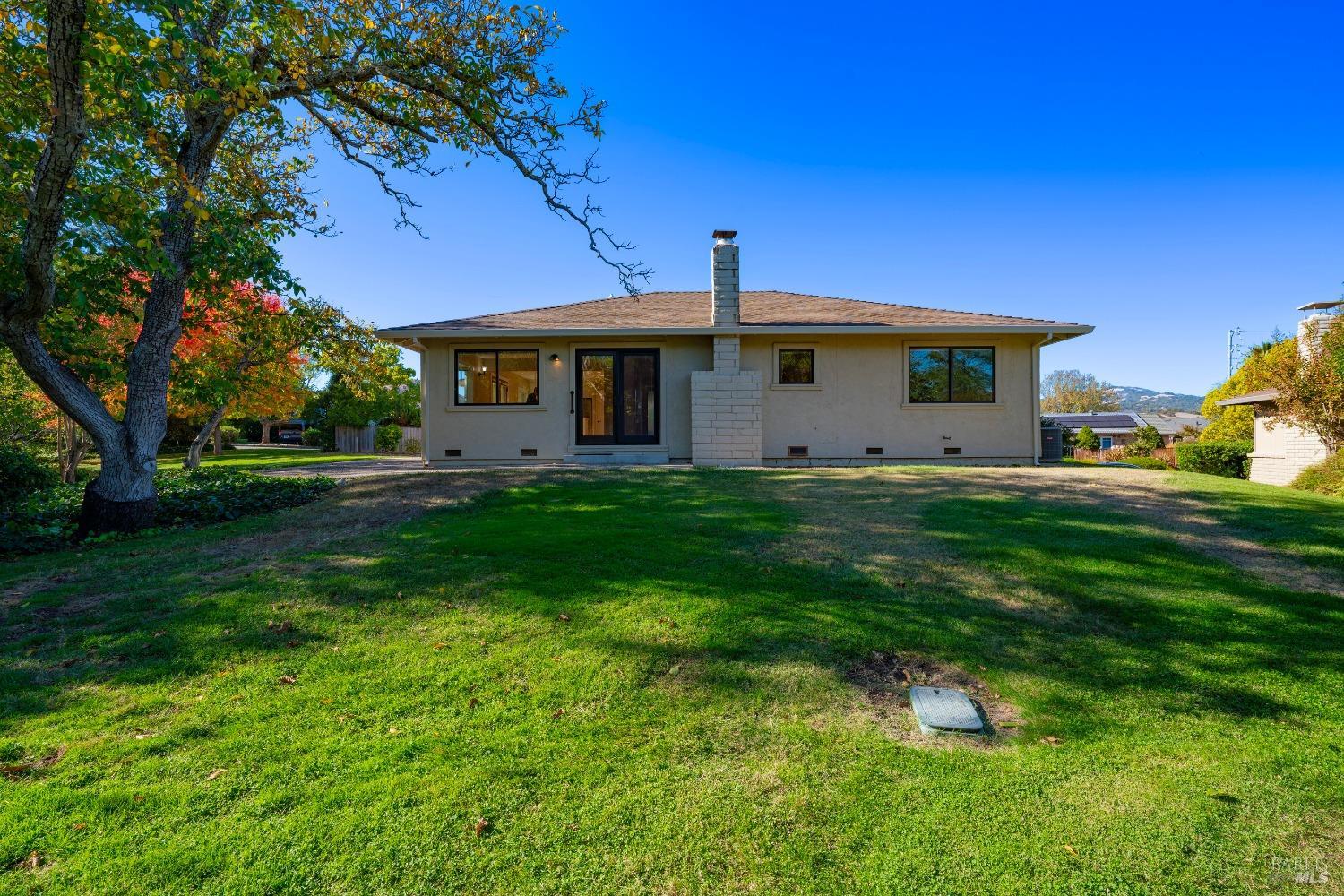 Detail Gallery Image 21 of 23 For 270 Temelec Cir, Sonoma,  CA 95476 - 2 Beds | 2 Baths