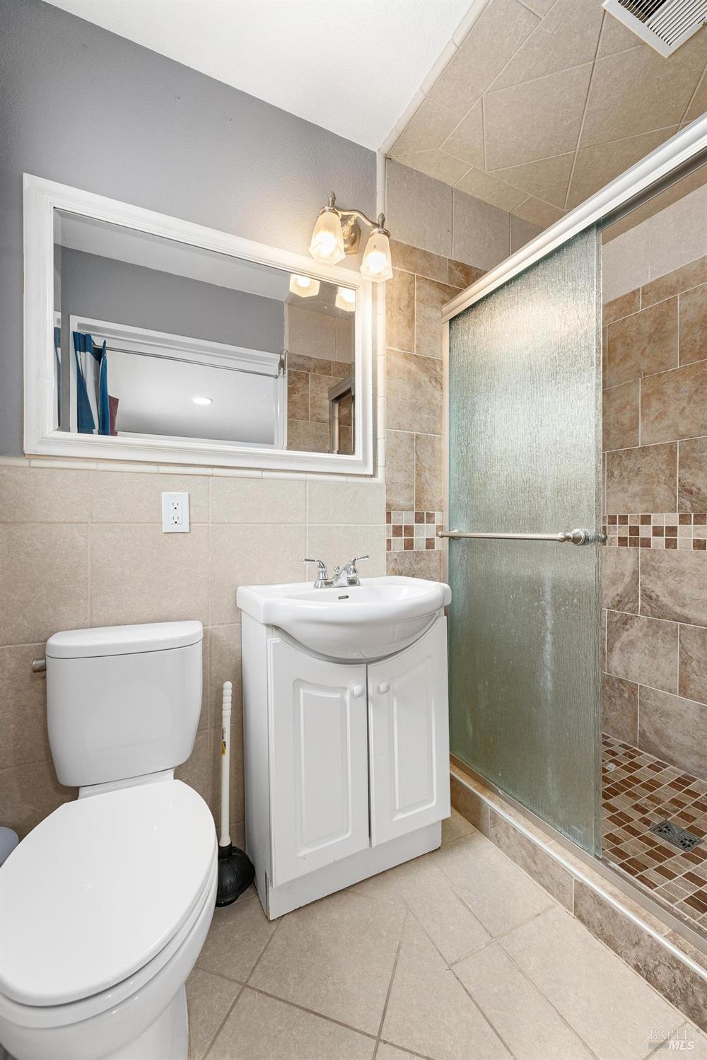 Detail Gallery Image 22 of 30 For 343 Springvalley Dr, Vacaville,  CA 95687 - 3 Beds | 2 Baths