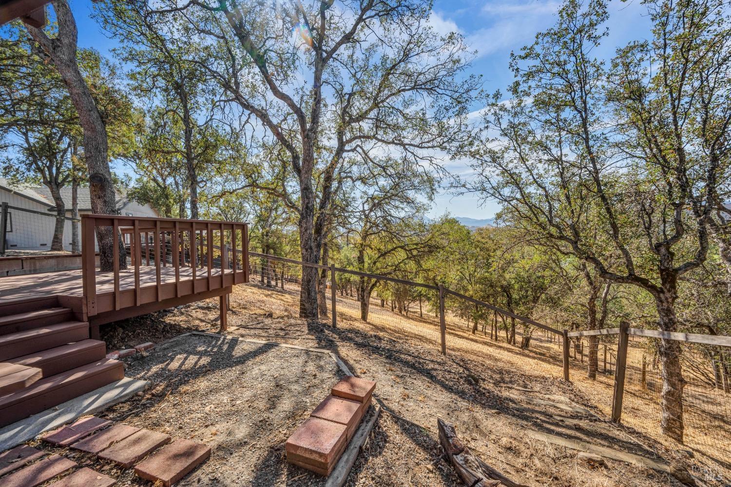 Detail Gallery Image 24 of 26 For 19223 Moon Ridge Rd, Hidden Valley Lake,  CA 95467 - 3 Beds | 2 Baths