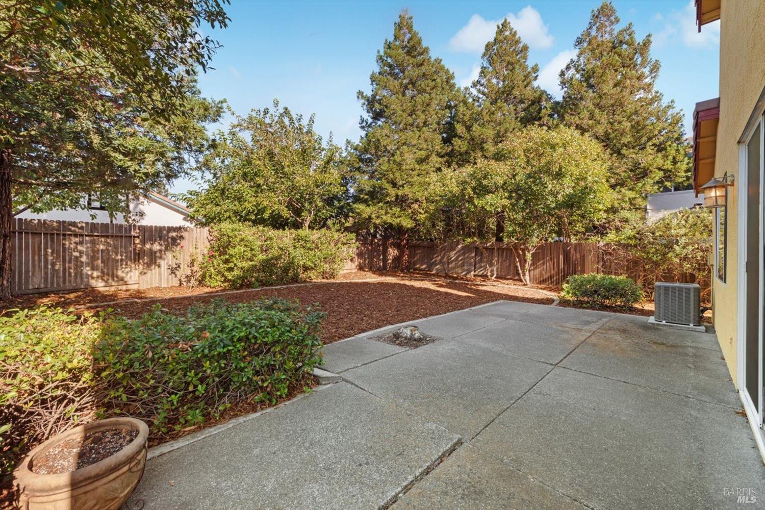 Detail Gallery Image 39 of 54 For 837 Cedarcrest Dr, Vacaville,  CA 95687 - 3 Beds | 2/1 Baths