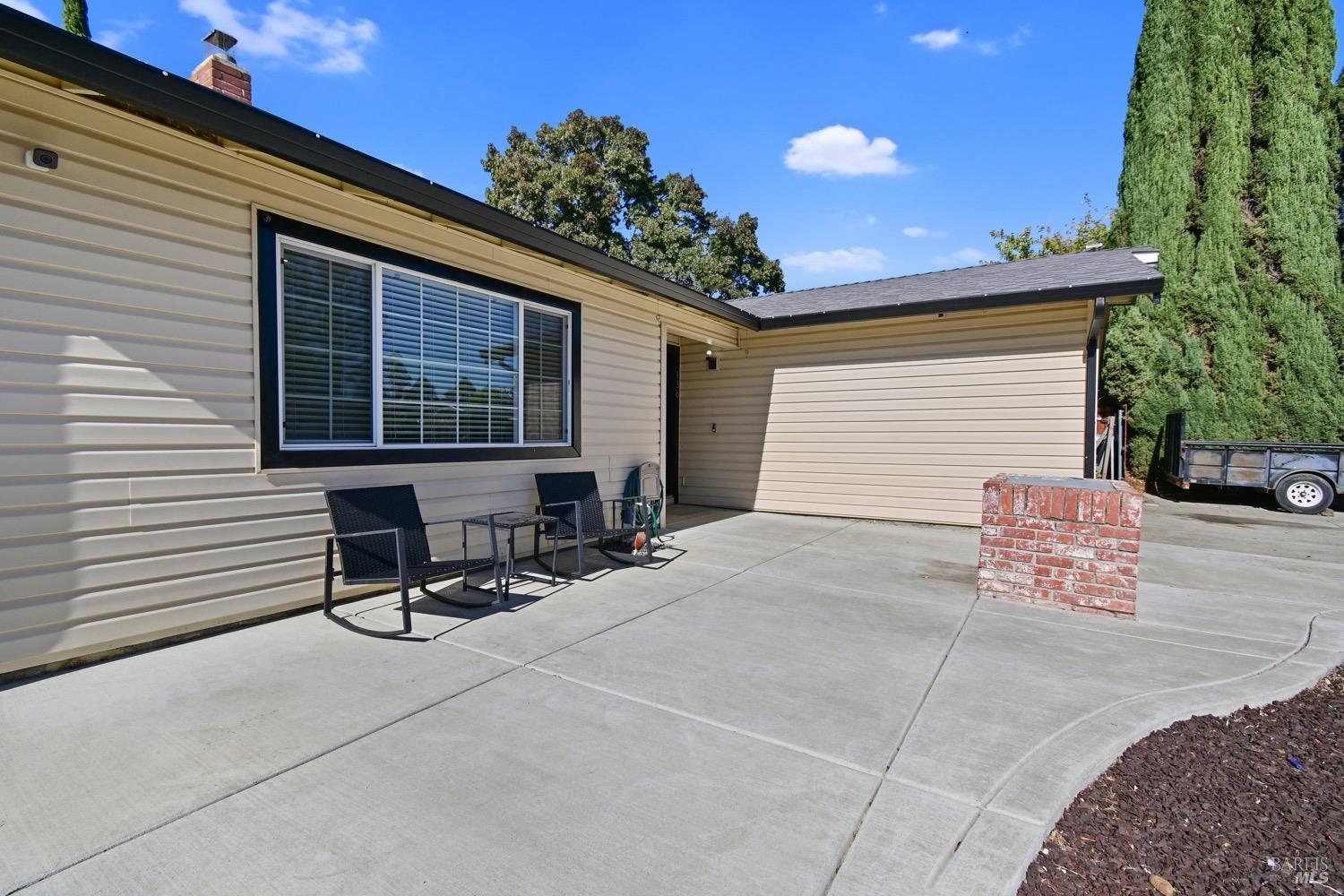 Detail Gallery Image 6 of 45 For 136 Providence Pl, Vacaville,  CA 95687 - 4 Beds | 2 Baths