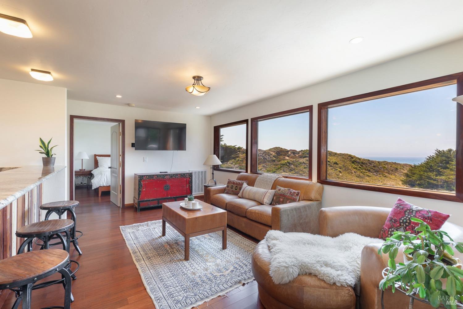 Detail Gallery Image 7 of 23 For 1846 Whaleship Rd, Bodega Bay,  CA 94923 - 4 Beds | 4 Baths