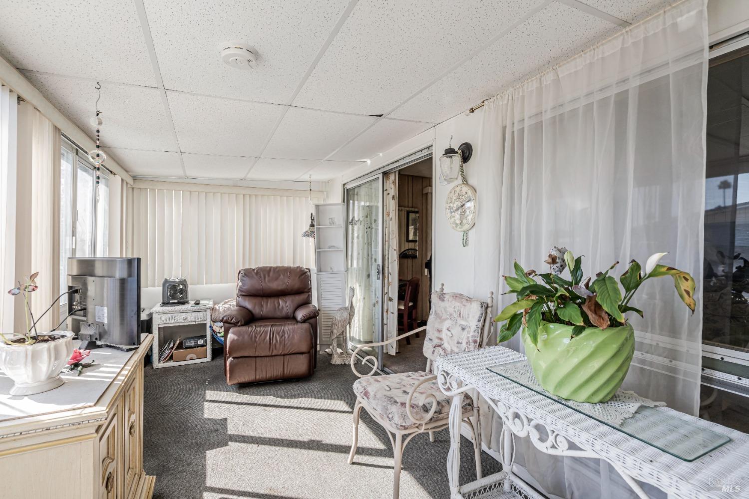 Detail Gallery Image 7 of 38 For 300 E H St 225, Benicia,  CA 94510 - 2 Beds | 1 Baths